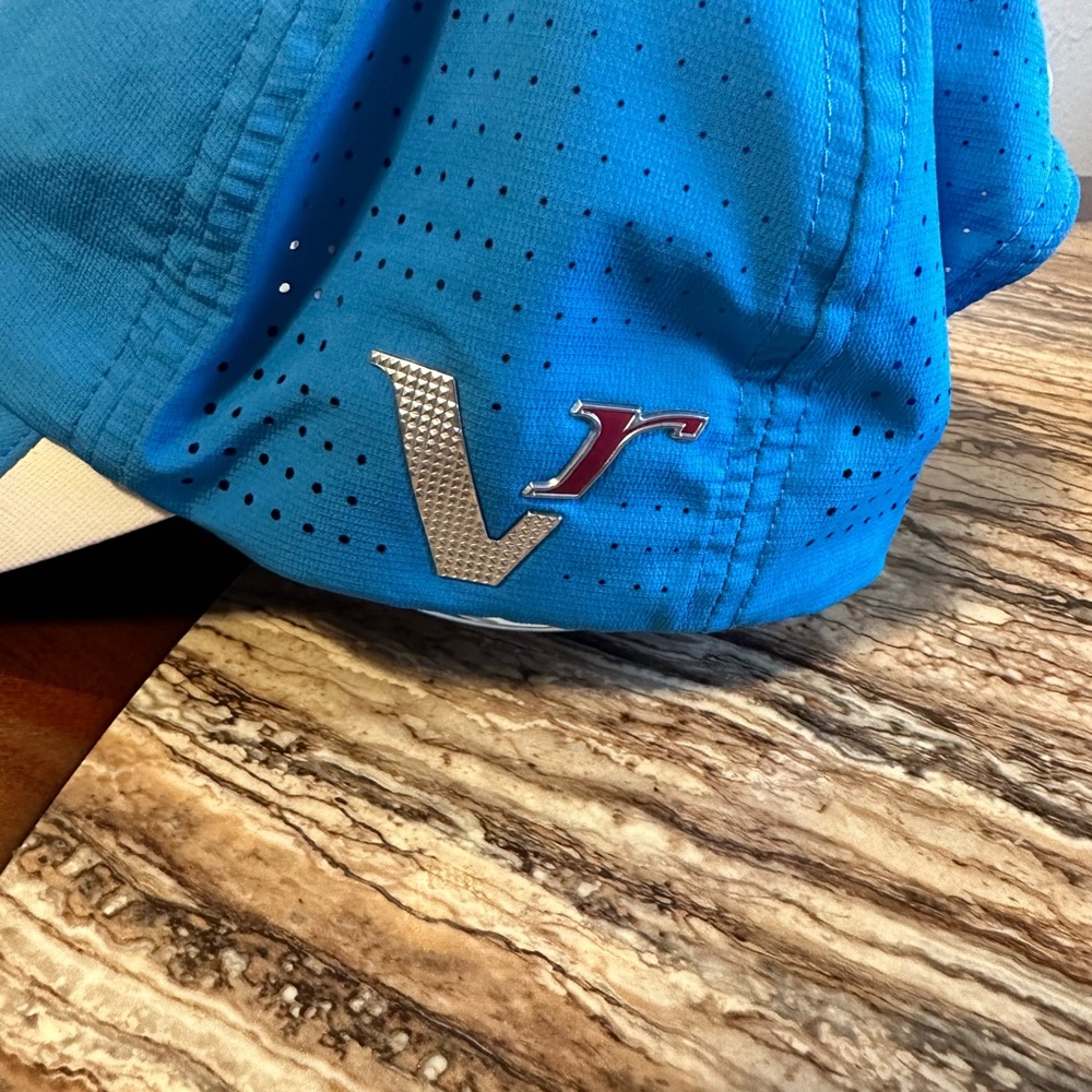 Golf hat - Picture 4 of 7